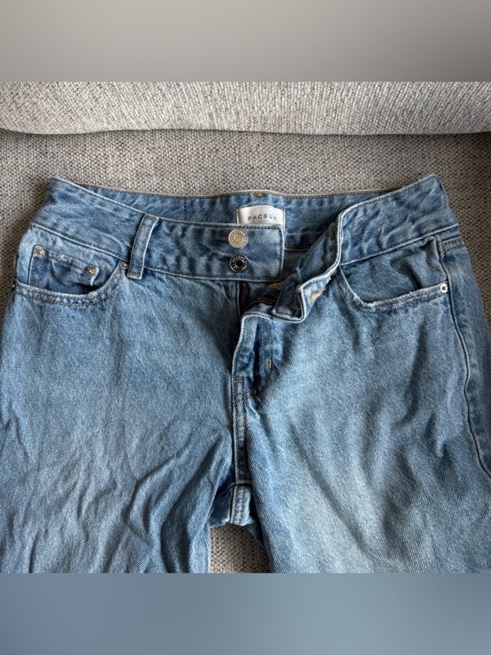 PacSun Casey Jeans with fold over pocket - Picture 5 of 7